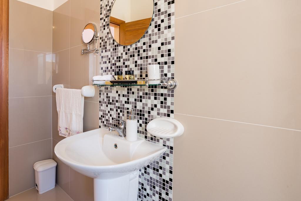Seaview Luxury Penthouse With Shared Swimming Pool Διαμέρισμα Għajnsielem Εξωτερικό φωτογραφία