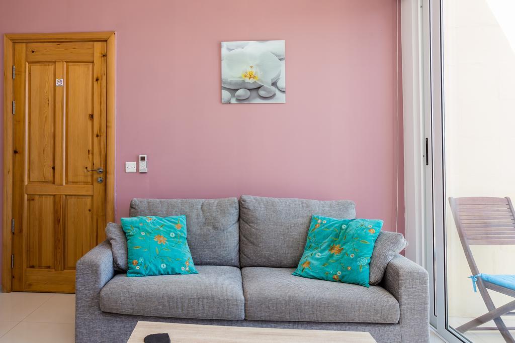 Seaview Luxury Penthouse With Shared Swimming Pool Διαμέρισμα Għajnsielem Εξωτερικό φωτογραφία